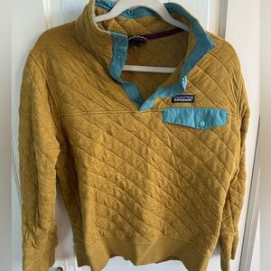 PATAGONIA - WOMENS SMALL BUTTON UP Quarter Sweatshirt